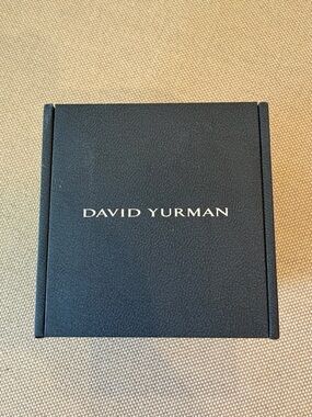 David Yurman Black Jewelry Box with Silver Logo new condition